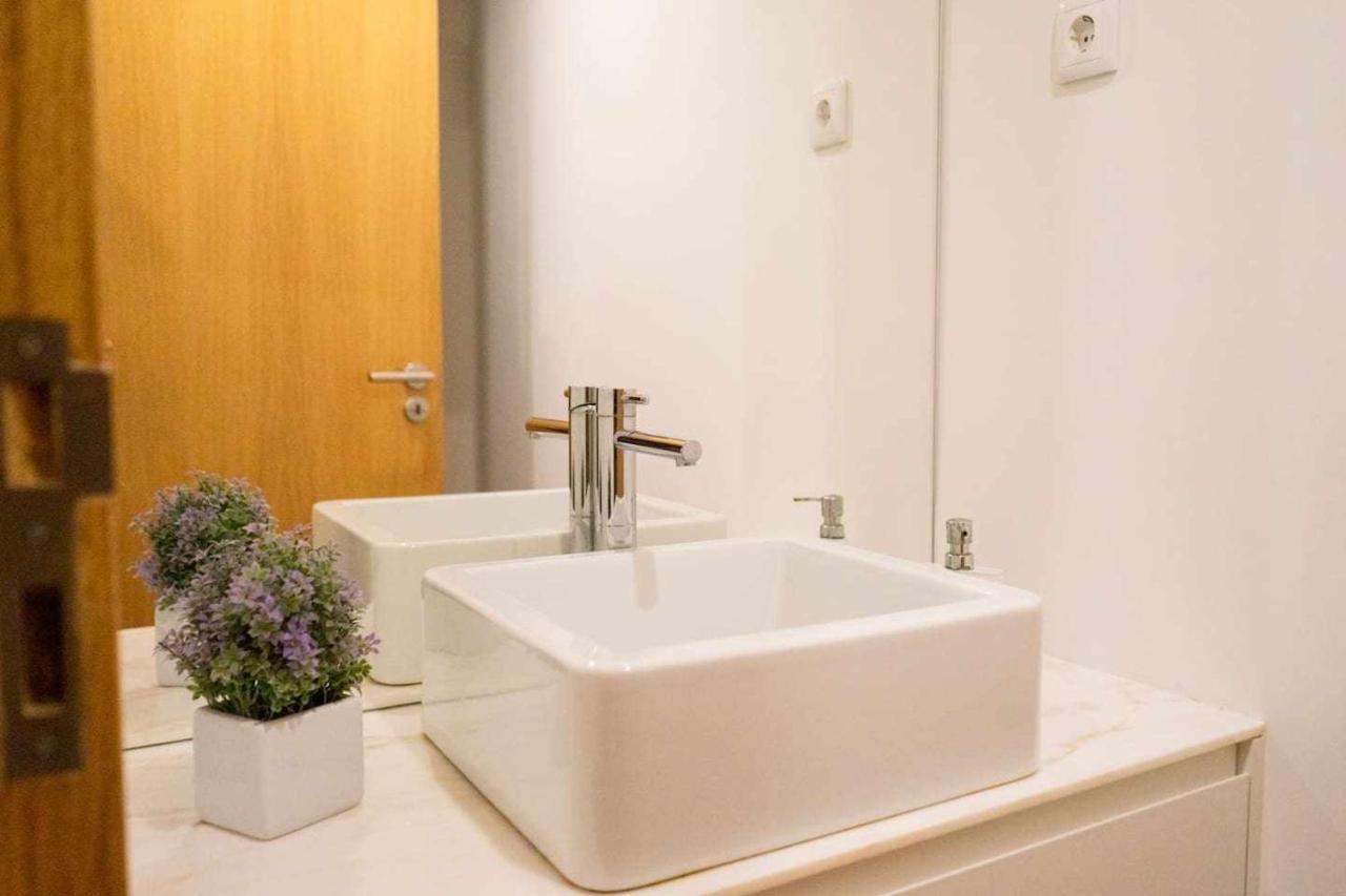 Camoes Place Loft Duplex ปอร์โต ภายนอก รูปภาพ