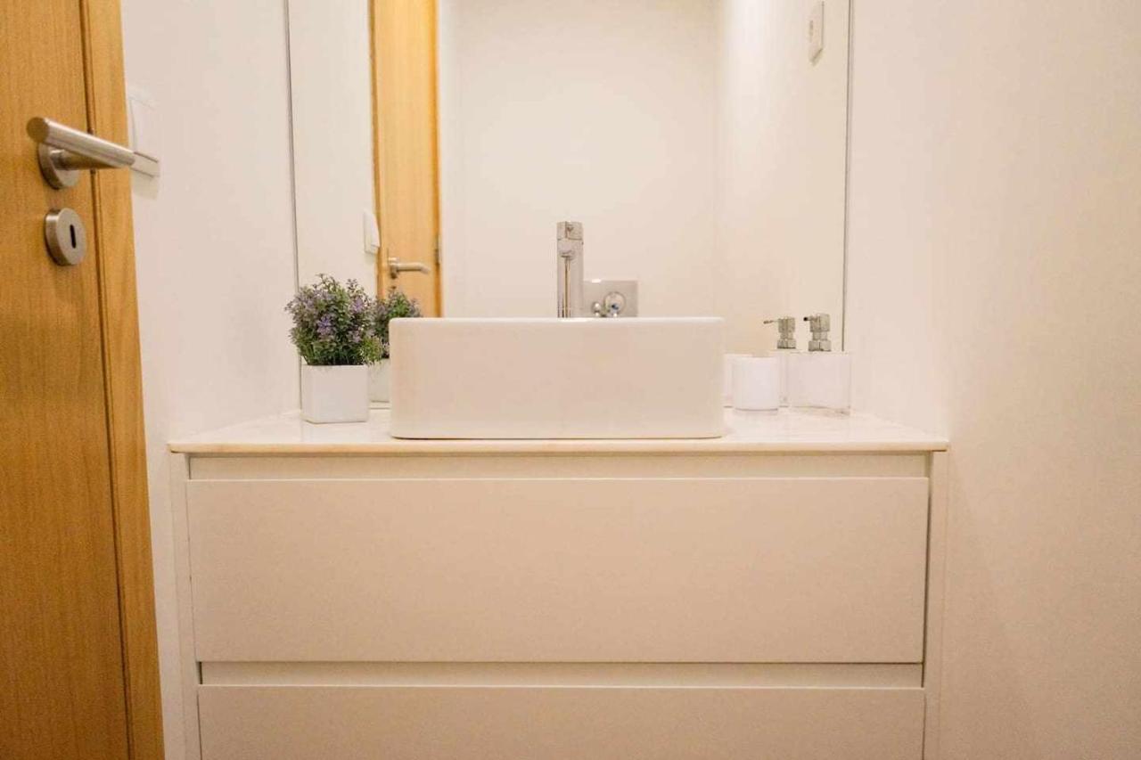 Camoes Place Loft Duplex ปอร์โต ภายนอก รูปภาพ